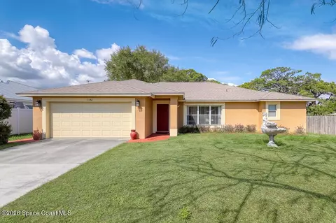 1142 NE Lincoln St NE, Palm Bay, FL 32905