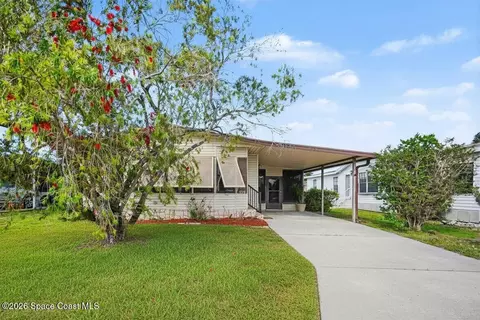 924 Dogwood Dr, Barefoot Bay, FL 32976