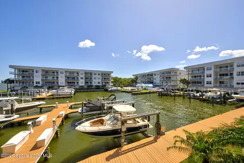 540 S Banana River Dr #105, Merritt Island, FL 32952