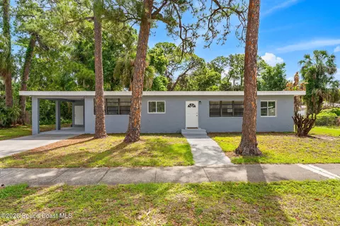 614 S Georgia Ave, Cocoa, FL 32922
