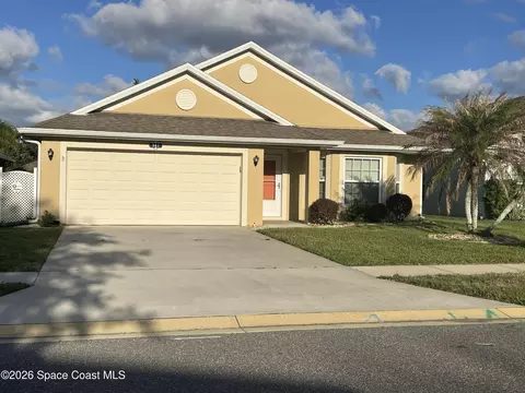 987 Mason Dr, Titusville, FL 32780