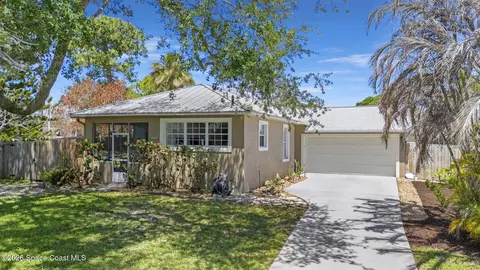 120 Country Woods Pl, Merritt Island, FL 32952