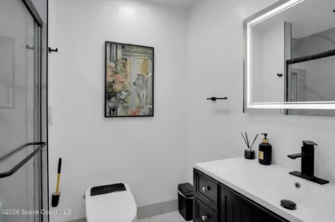 Bath - 912 S 5th St, Macclenny, FL 32063 photo 1 of 6