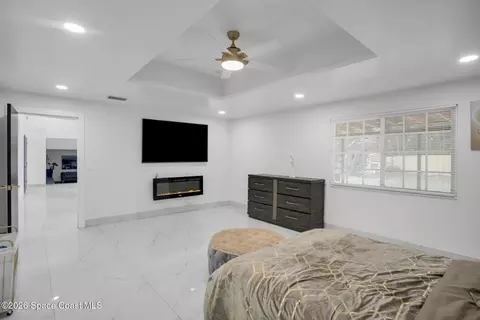 Bedroom - 912 S 5th St, Macclenny, FL 32063 photo 1 of 9