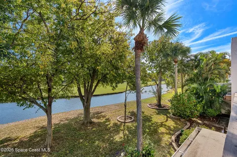 907 Osprey Dr, Melbourne, FL 32940