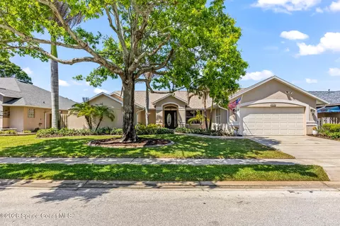 1812 Woodberry Cir, Melbourne, FL 32935