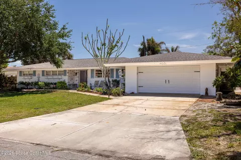 435 10th Ave, Indialantic, FL 32903