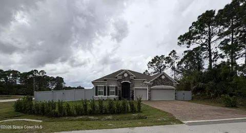 2298 Harbison Ave SW, Palm Bay, FL 32908