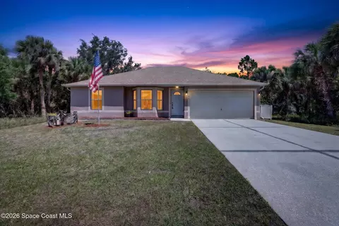 479 Scanlon Rd, Palm Bay, FL 32908