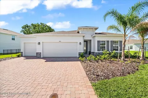 2563 Landing Dr, Titusville, FL 32796