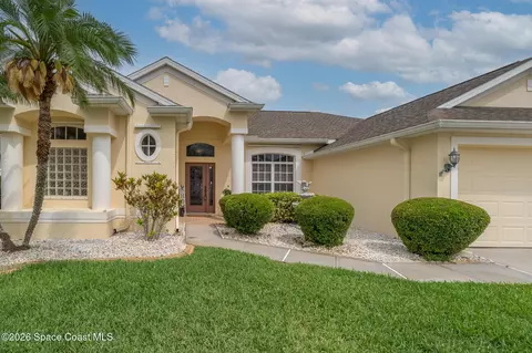 3792 Stream Dr, Melbourne, FL 32940