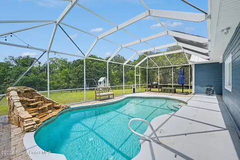 Exterior - 4480 Philodendron Ct, Melbourne, FL 32934 photo 6 of 9