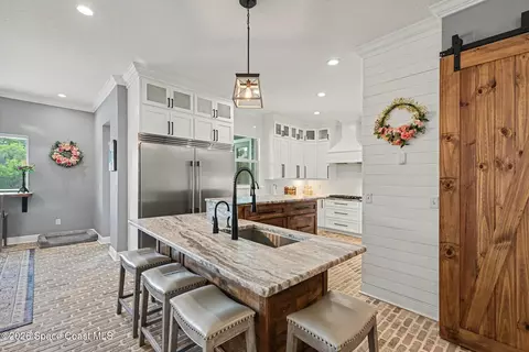Kitchen - 4480 Philodendron Ct, Melbourne, FL 32934 photo 2 of 4