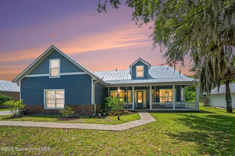 Exterior - 4480 Philodendron Ct, Melbourne, FL 32934 photo 2 of 9