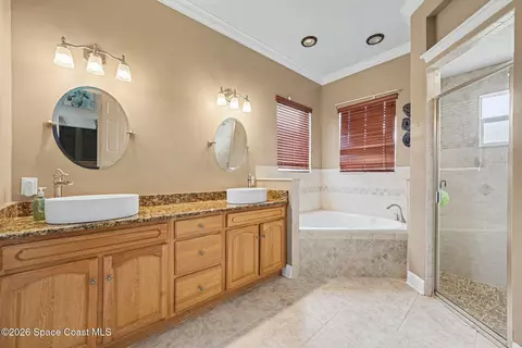 Bath - 4480 Philodendron Ct, Melbourne, FL 32934 photo 3 of 4