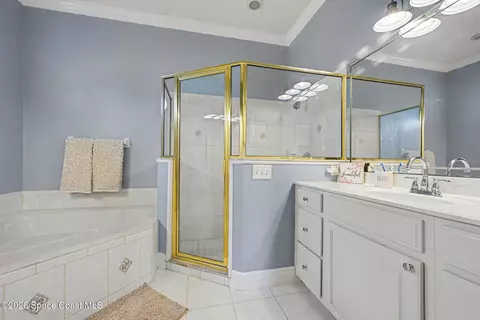Bath - 4480 Philodendron Ct, Melbourne, FL 32934 photo 4 of 4