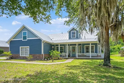 Exterior - 4480 Philodendron Ct, Melbourne, FL 32934 photo 3 of 9