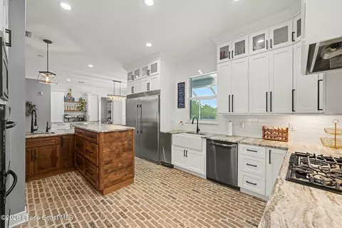 Kitchen - 4480 Philodendron Ct, Melbourne, FL 32934 photo 3 of 4
