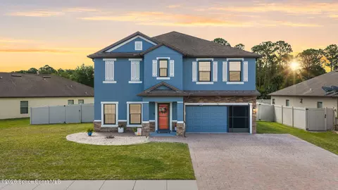 792 Dillard Dr SE, Palm Bay, FL 32909