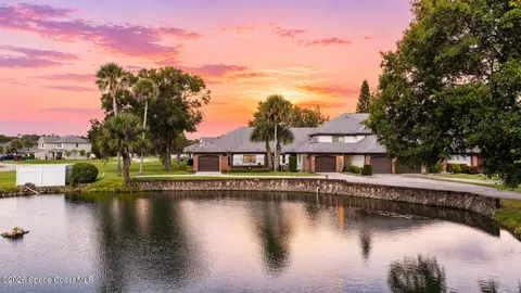 2102 Kings Cross St, Titusville, FL 32796