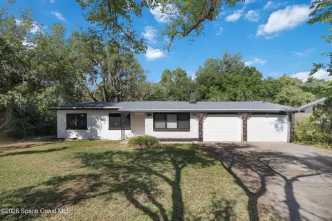 2530 Pine Ave, Mims, FL 32754