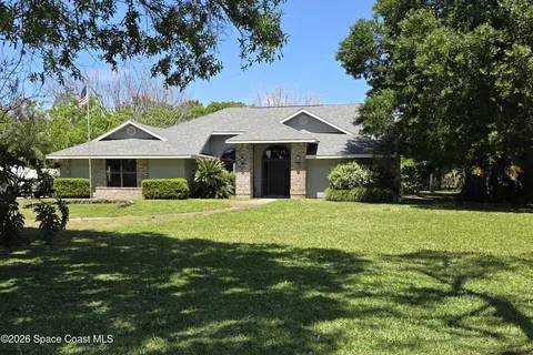 1755 Plantation Cir SE, Palm Bay, FL 32909