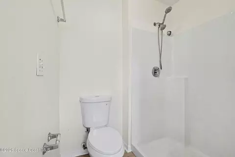Bath - 287 Mcclain Dr, Melbourne, FL 32904 photo 2 of 3