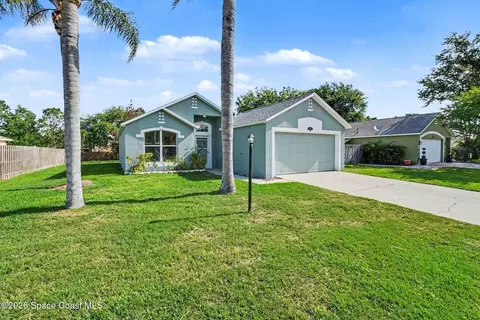 Exterior - 287 Mcclain Dr, Melbourne, FL 32904 photo 2 of 4