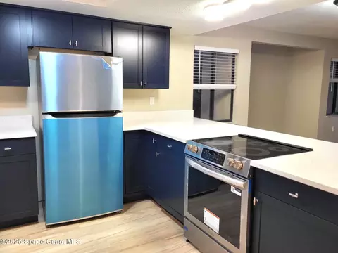 Kitchen - 100 Canebreakers Dr #201, Cocoa, FL 32927 photo 1 of 5