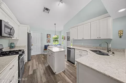 Kitchen - 6965 Hundred Acre Dr, Cocoa, FL 32927 photo 1 of 3
