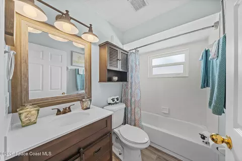 Bath - 6965 Hundred Acre Dr, Cocoa, FL 32927 photo 2 of 3