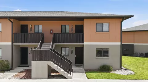 1702 University Ln #804, Cocoa, FL 32922