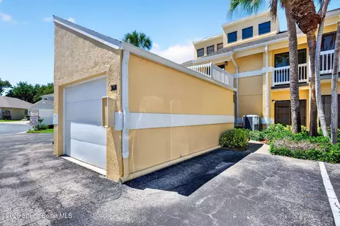 360 Lofts Dr, Melbourne, FL 32940