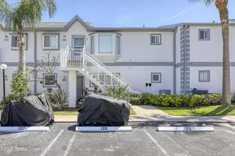 135 Ocean Park Ln #V10, Cape Canaveral, FL 32920