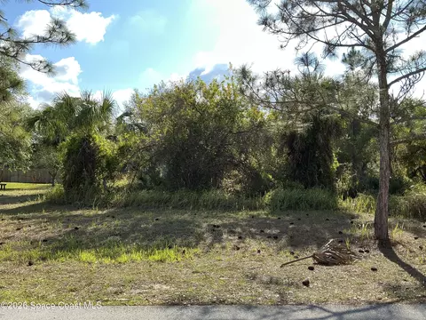 1741 Hamilton Ave SW, Palm Bay, FL 32908