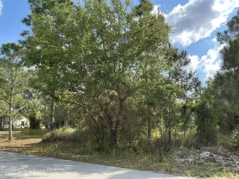 1751 Hamilton Ave SW, Palm Bay, FL 32908