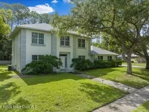 578 Lake Ashley Cir, West Melbourne, FL 32904