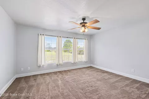 Bedroom - 4950 Blounts Ridge Rd, Mims, FL 32754 photo 2 of 6