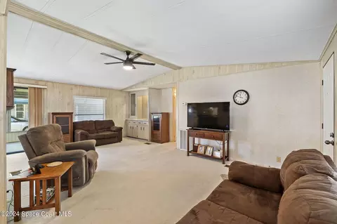 2519 Independence Ln, Saint Cloud, FL 34772 photo 11