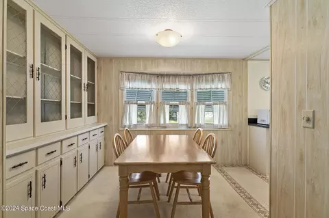 2519 Independence Ln, Saint Cloud, FL 34772 photo 12