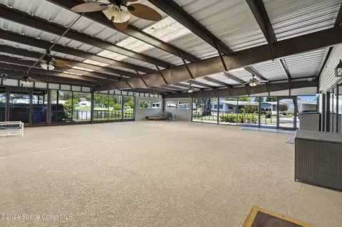 2519 Independence Ln, Saint Cloud, FL 34772 photo 32