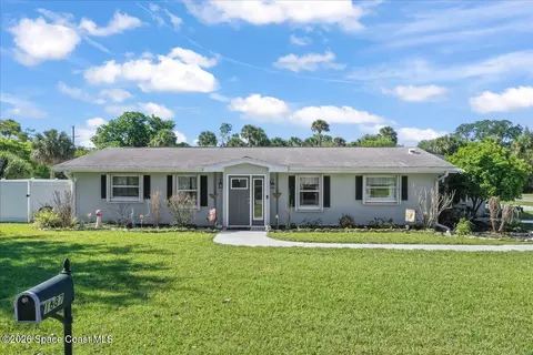 1687 Garden Ave, Melbourne, FL 32934