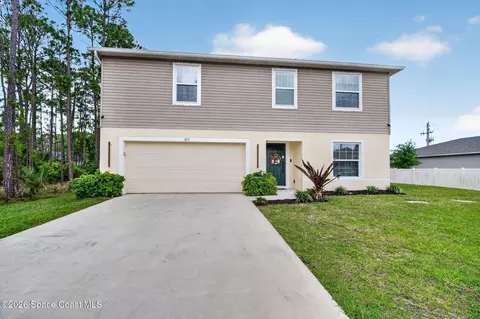 215 Friendly St, Palm Bay, FL 32908