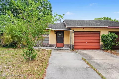 147 E Towne Pl, Titusville, FL 32796