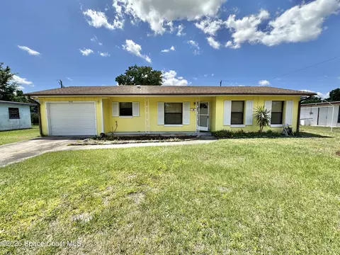 1012 Rabun Ln, Titusville, FL 32780