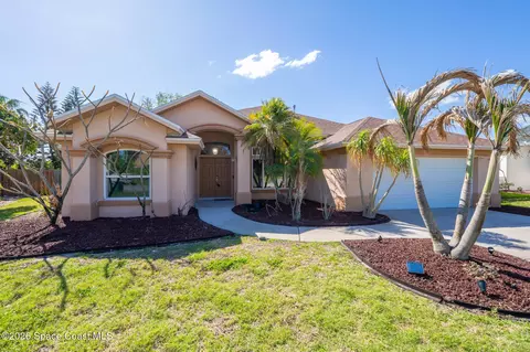 1697 Atrium Dr, Melbourne, FL 32935