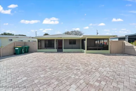 1350 S Orlando Ave, Cocoa Beach, FL 32931