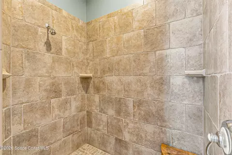 Bath - 409 Rockledge Dr, Rockledge, FL 32955 photo 3 of 7