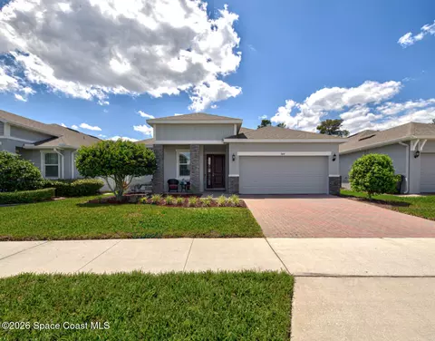 984 Jetway St, Orange City, FL 32763