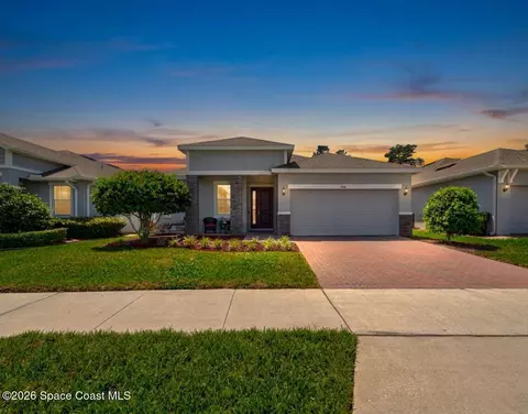 984 Jetway St, Orange City, FL 32763